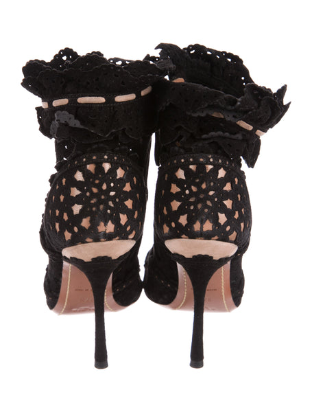 Your Feet Need all the Support...